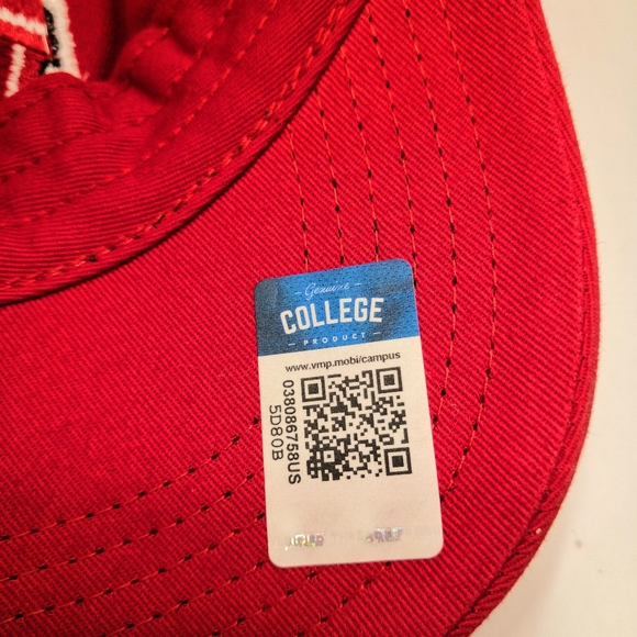 Women's Wisconsin Badgers baseball hat - Picture 7 of 9